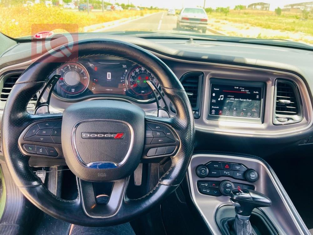 Dodge Challenger